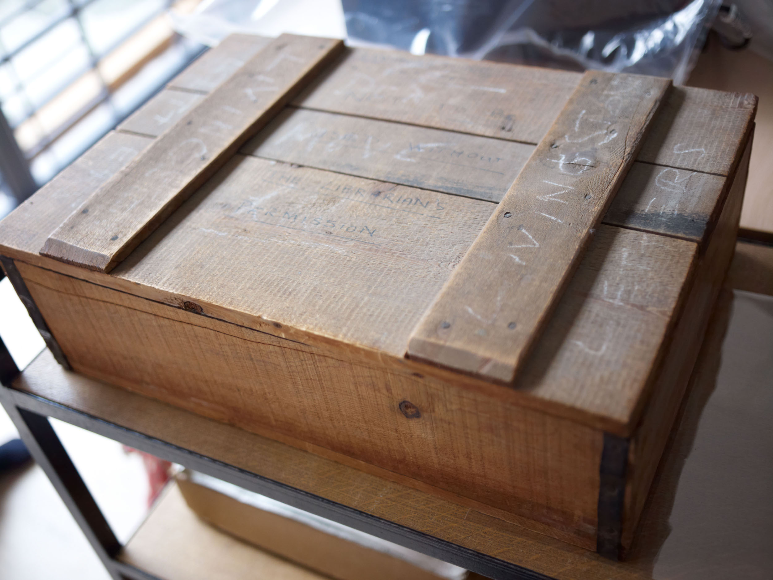 Wooden box of David Livingstone's letters at SOAS, University of London, c.2010. Copyright Livingstone Online. Creative Commons Attribution-NonCommercial 3.0 Unported (https://creativecommons.org/licenses/by-nc/3.0/). Wooden box of David Livingstone's letters at SOAS, University of London, c.2010. Copyright Livingstone Online. Creative Commons Attribution-NonCommercial 3.0 Unported (https://creativecommons.org/licenses/by-nc/3.0/).